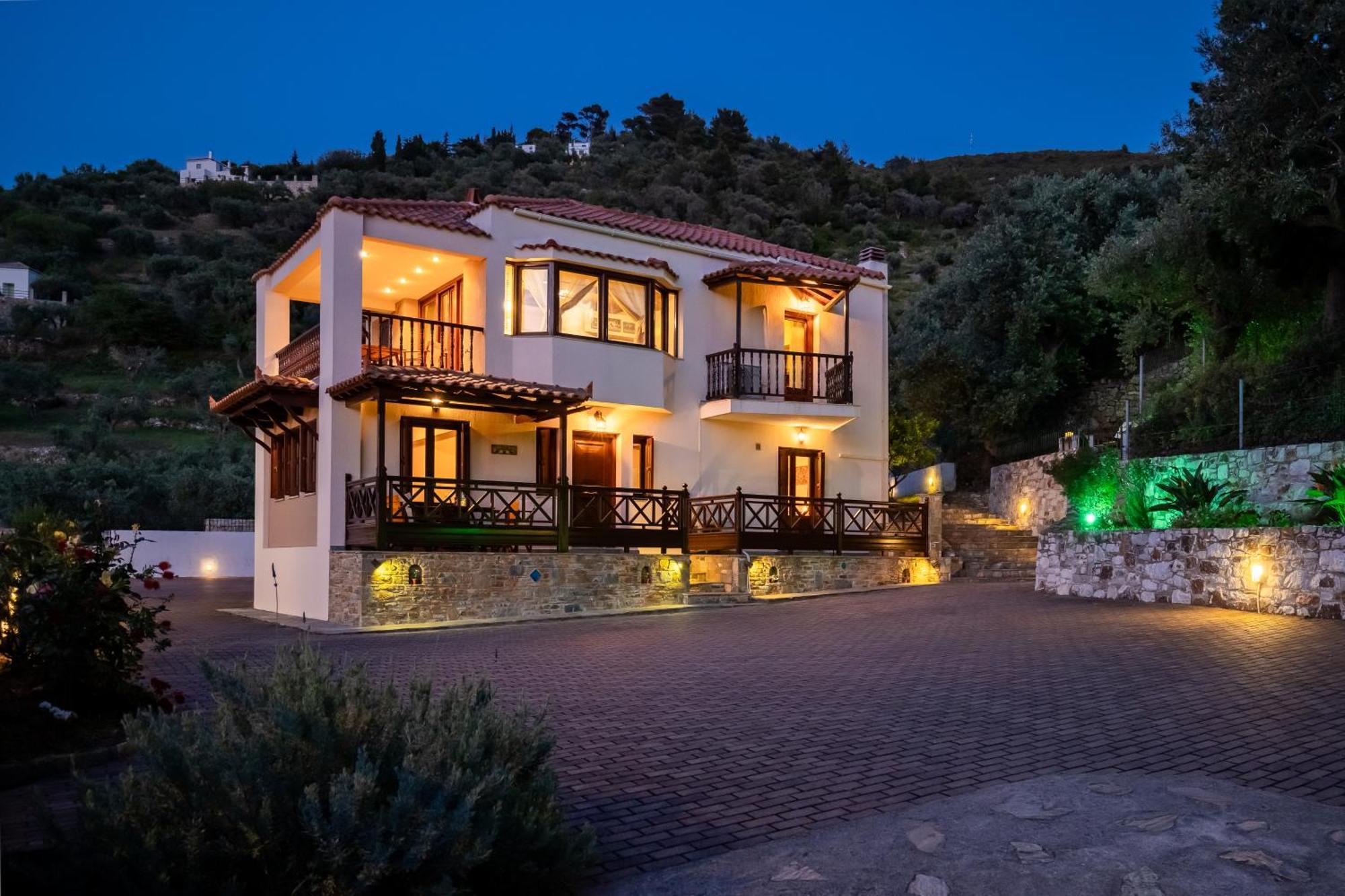 Naiades Superior Apartments In Skopelos With Sea View Close To The Town Exterior photo